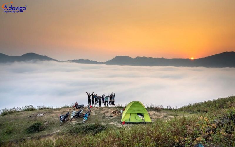 Đường lên đỉnh Tà Xùa đẹp như một bức tranh