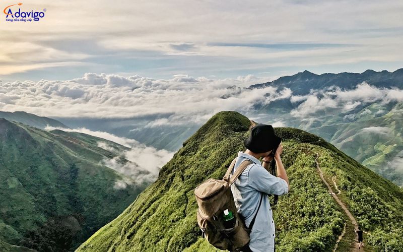 Ngắm nhìn biển mây tại Đỉnh Gió