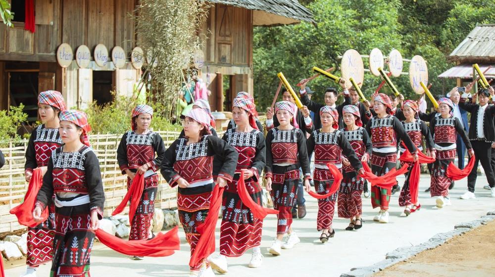 Du lịch khám phá văn hóa địa phương tại Sa Pa