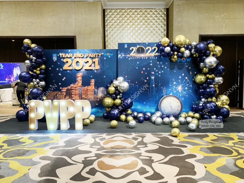 Backdrop trang trí year end party, tất niên PVI PVPP , kèm line bóng & bộ chữ đèn dựng 3D - Party Design VN