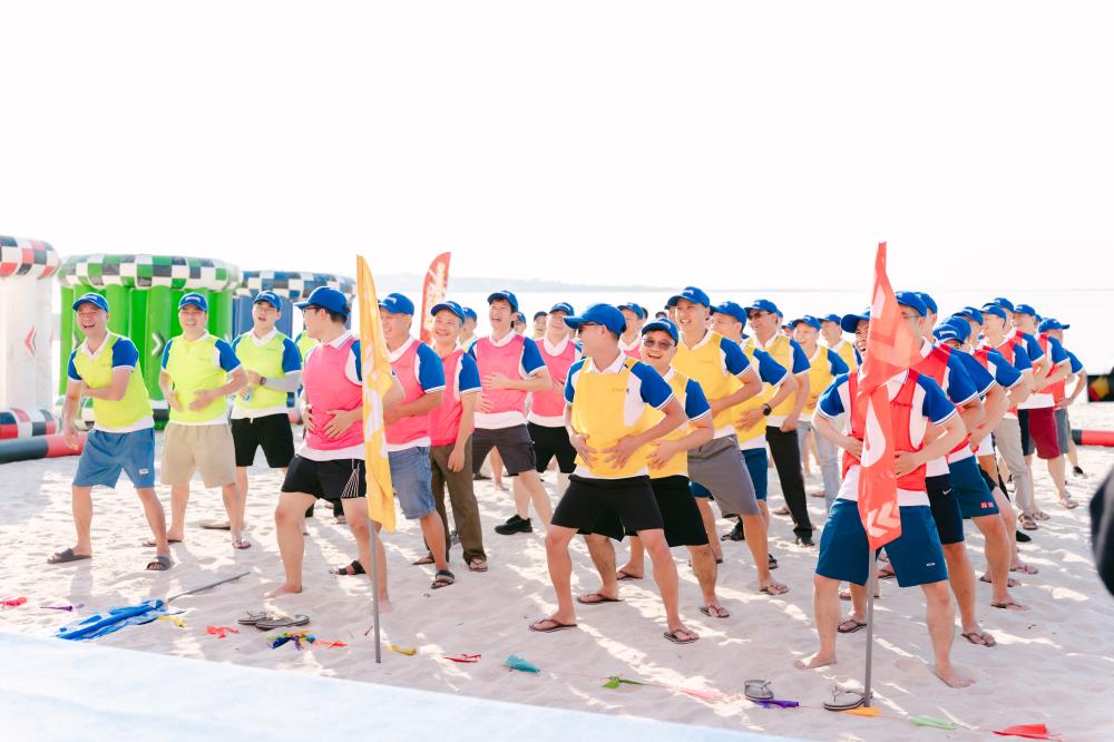 Biển Mỹ Khê - địa điểm tổ chức team building Đà Nẵng được nhiều doanh nghiệp yêu thích