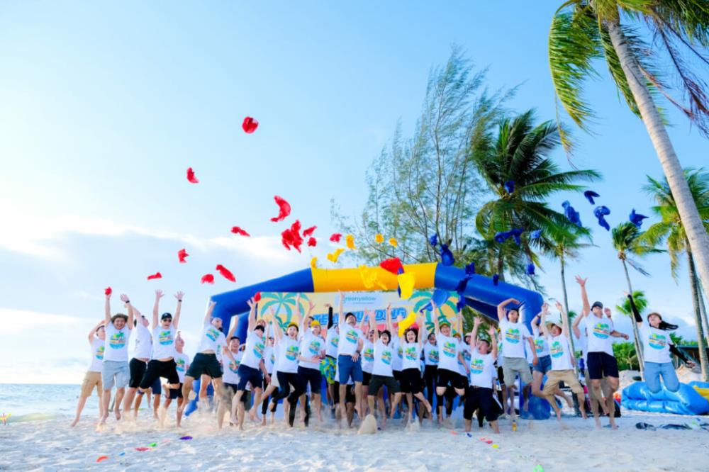 Bãi Sau - Đường biển dài thích hợp cho hoạt động du lịch team building Vũng Tàu