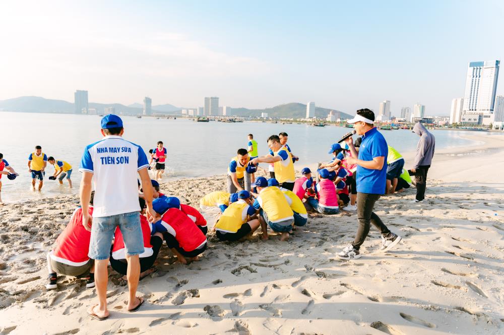Lịch trình tour team building Mũi Né 2 ngày 1 đêm hot nhất mùa hè 2025