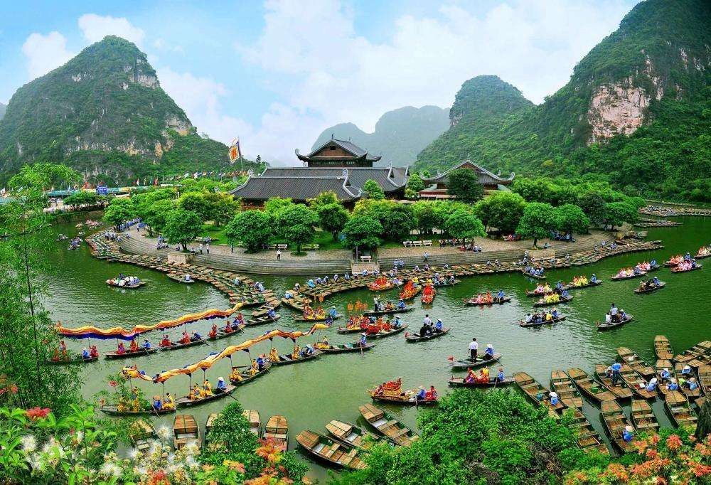 Khu sinh thái Tràng An – Cuộc đua kỳ thú trên mặt nước