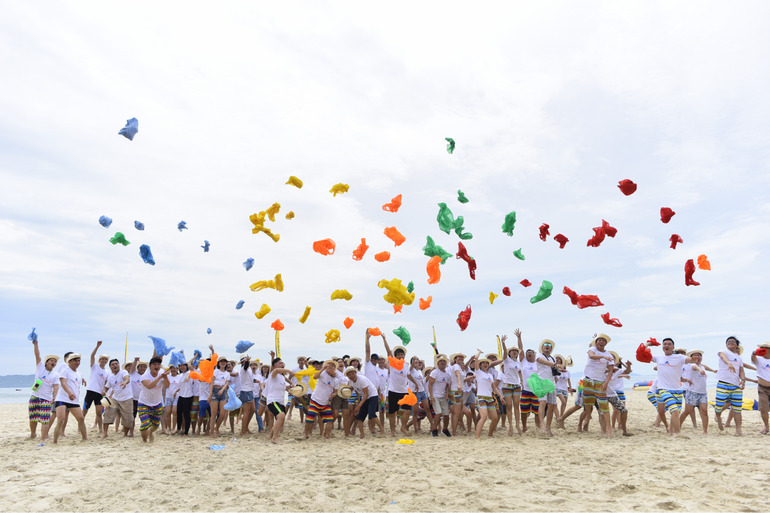 Chi phí tổ chức team building tại Cát Bà