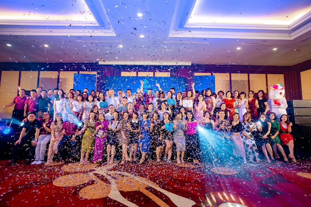 Gala Dinner chuyên nghiệp và đáng nhớ. 