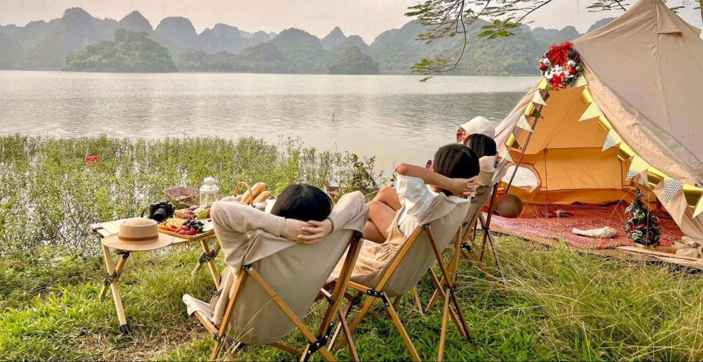Hồ Quan Sơn - thiên đường du lịch cắm trại cạnh thủ đô