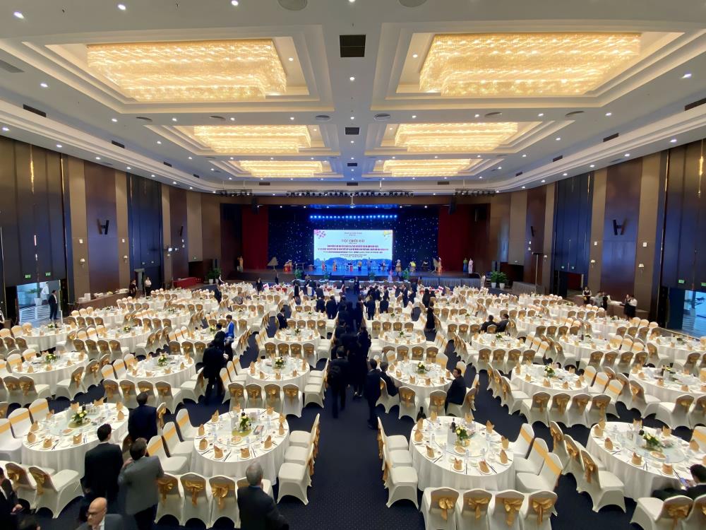 Không gian tổ chức gala dinner tại Hà Nội phù hợp với doanh nghiệp